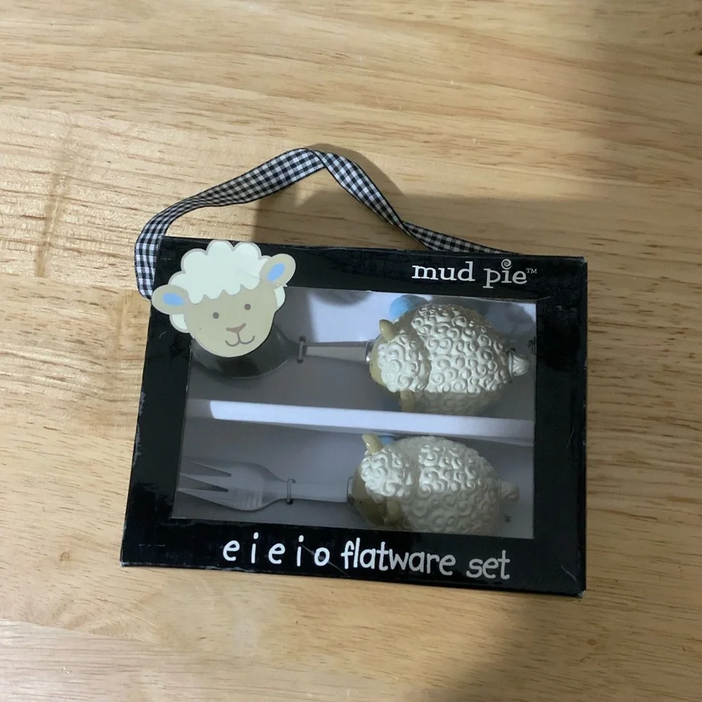 NIB Mud Pie EIEIO Baby Flatware Set - Sheep.